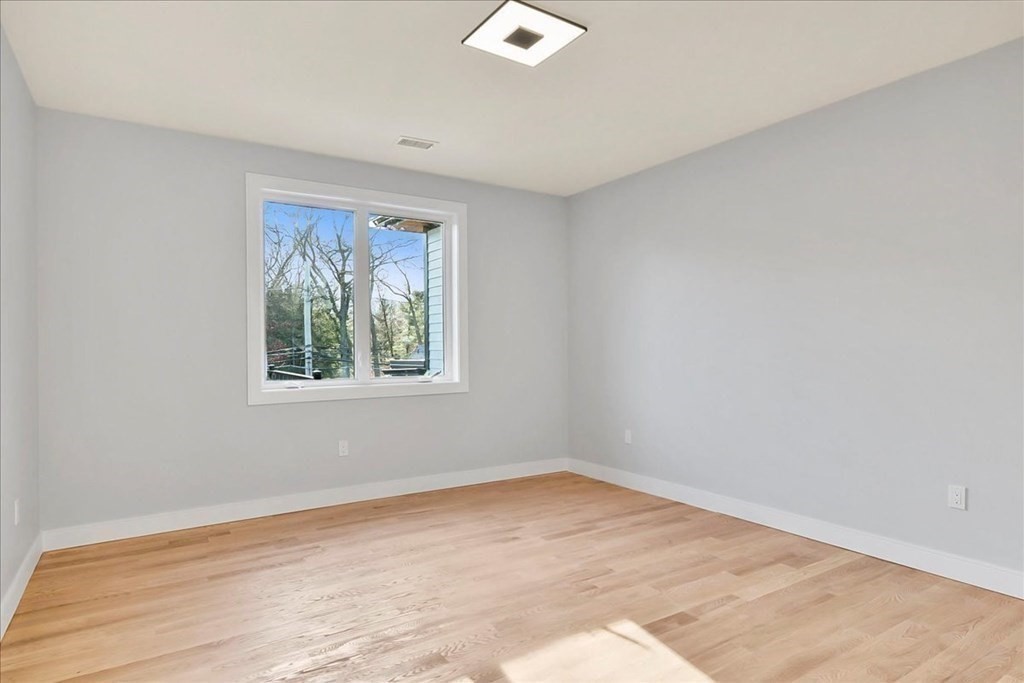 8 Jonathan Road Burlington, MA 01803 - Photo 39 of 42