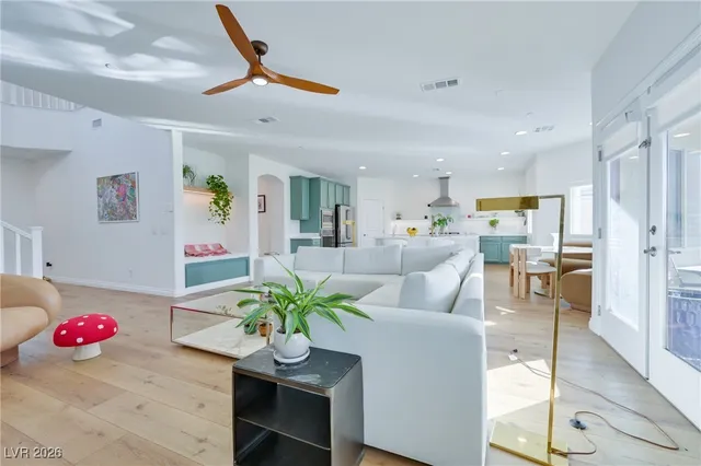 $3,195 | 105 Kirkcaldy Street, Henderson, NV 89012