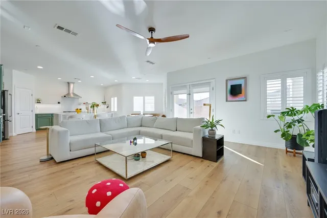 $3,195 | 105 Kirkcaldy Street, Henderson, NV 89012