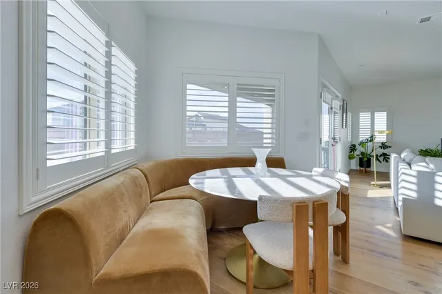 $3,195 | 105 Kirkcaldy Street, Henderson, NV 89012