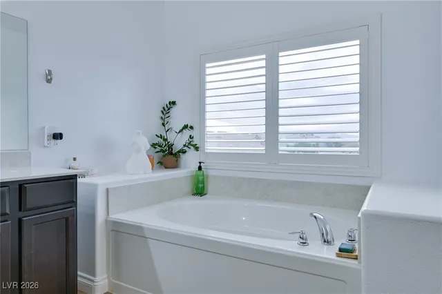 $3,195 | 105 Kirkcaldy Street, Henderson, NV 89012