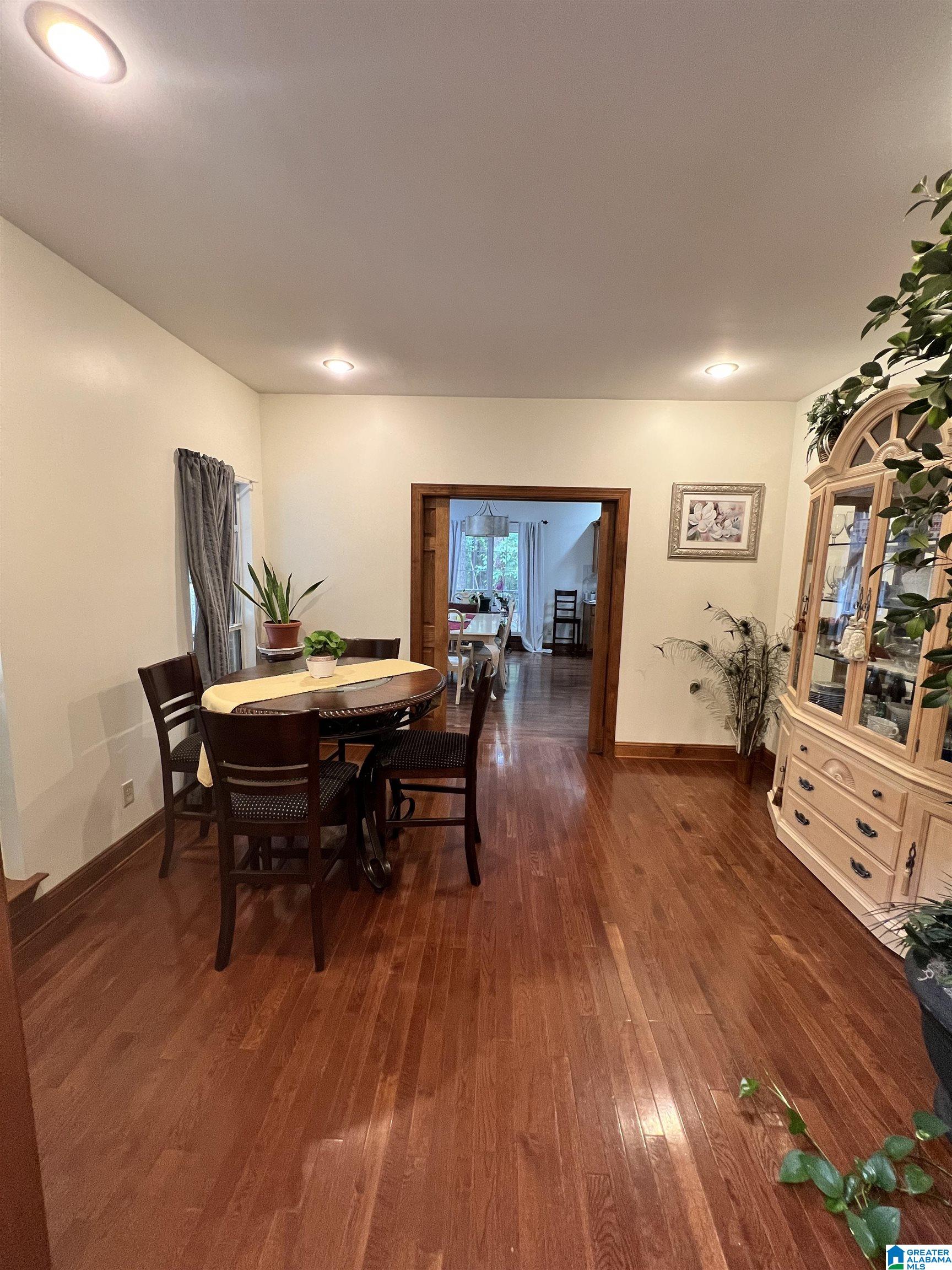 2060 Eastern Valley Road Bessemer, AL 35022 - Photo 5 of 23