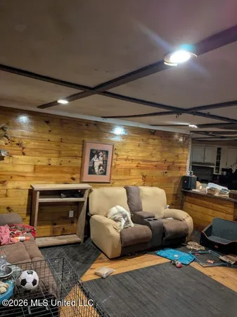 $129,995 | 5501 Wildwood Road, Moss Point, MS 39562