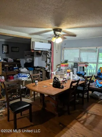 $129,995 | 5501 Wildwood Road, Moss Point, MS 39562