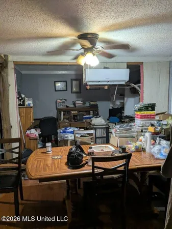 $129,995 | 5501 Wildwood Road, Moss Point, MS 39562