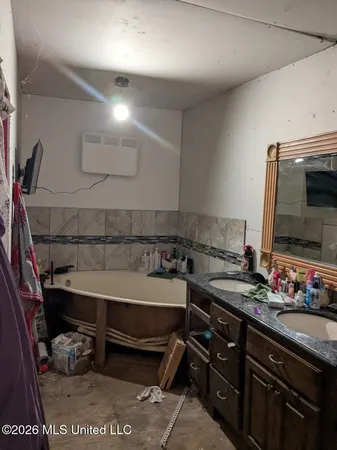 $129,995 | 5501 Wildwood Road, Moss Point, MS 39562