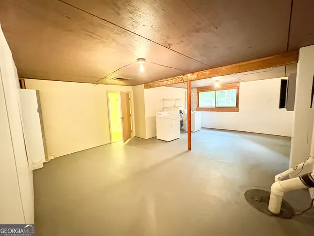 $2,335 | 435 Sherwood Road, Fayetteville, GA 30215