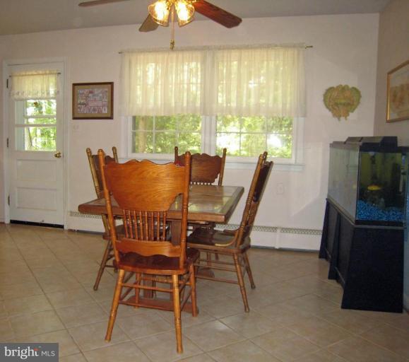 6020 Sumner Road Alexandria, VA 22310 - Photo 4 of 10 Dining Area
