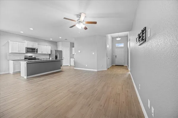 $2,300 | 9557 Alderleaf Trail, Fort Worth, TX 76036