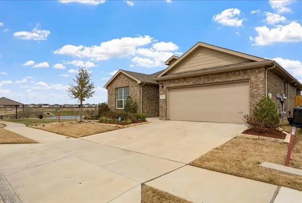 $2,300 | 9557 Alderleaf Trail, Fort Worth, TX 76036
