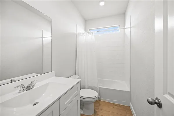 $2,300 | 9557 Alderleaf Trail, Fort Worth, TX 76036