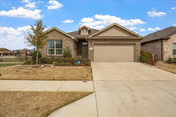 $2,300 | 9557 Alderleaf Trail, Fort Worth, TX 76036