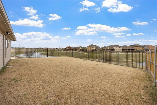 $2,300 | 9557 Alderleaf Trail, Fort Worth, TX 76036