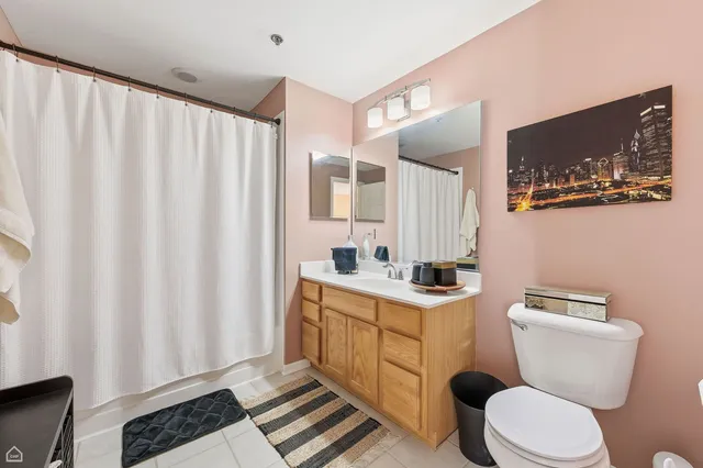 $347,900 | 440 West Mahogany Court, Unit 303, Palatine, IL 60067