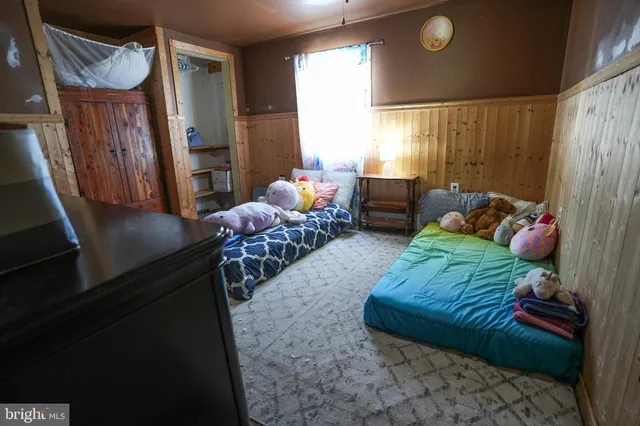 $215,000 | 8600 Delong Drive, Slatington, PA 18080