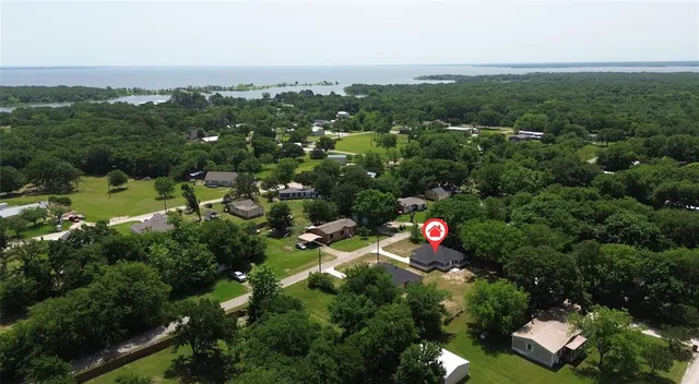 $1,650 | 917 Redoak Drive, West Tawakoni, TX 75474