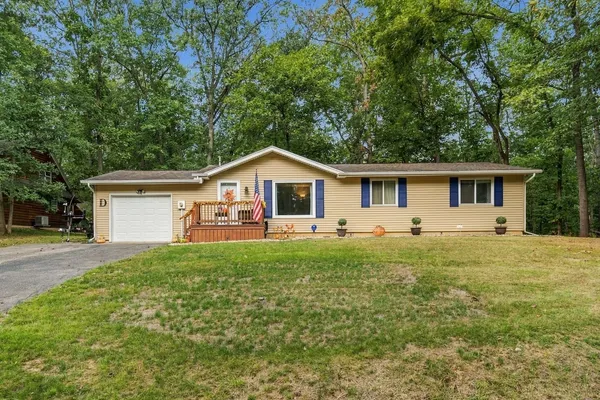 $230,000 | 888 Fair Haven Drive, Varna, IL 61375