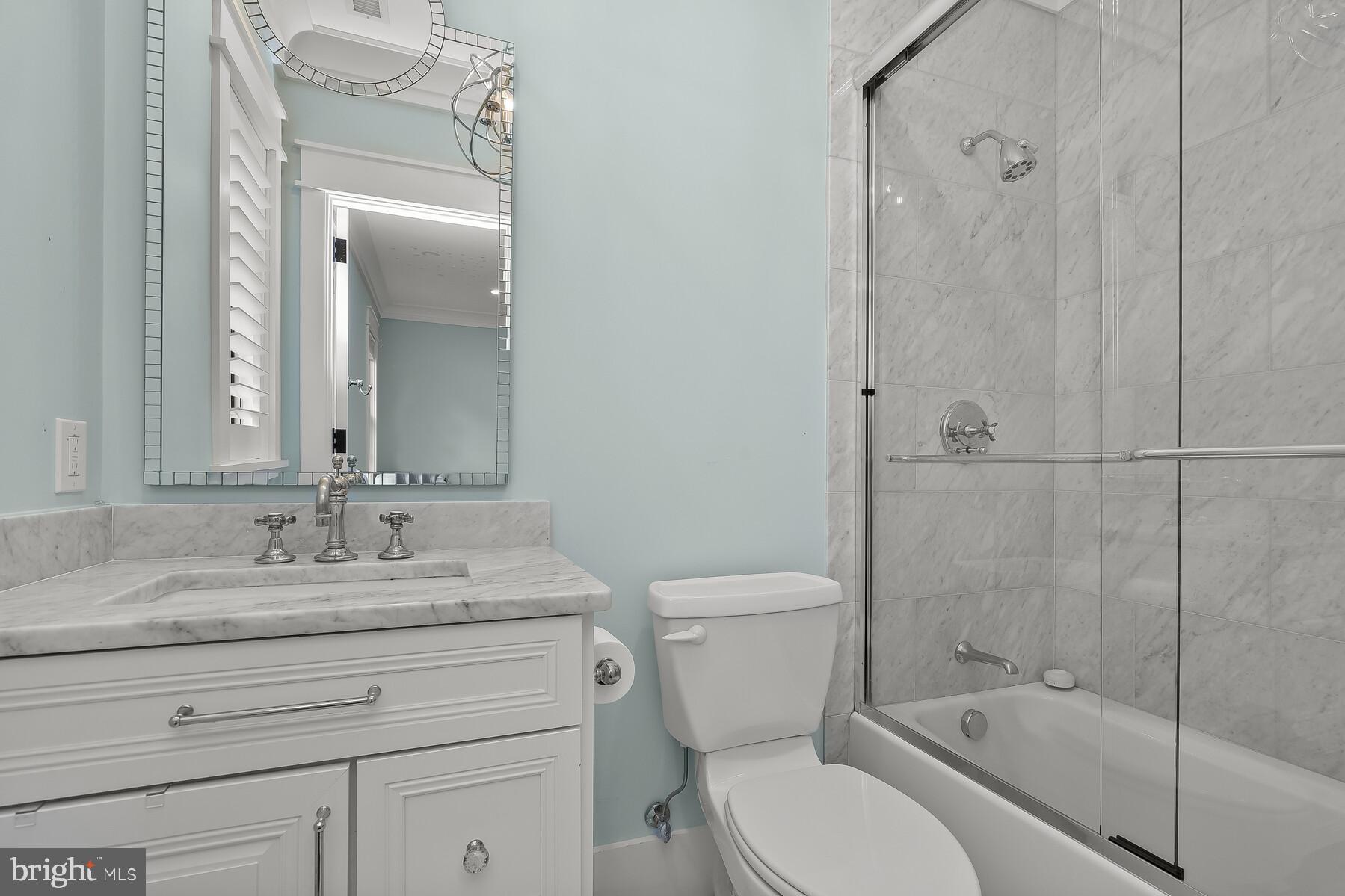 7409 Helmsdale Road Bethesda, MD 20817 - Photo 63 of 85 En-suite Bath