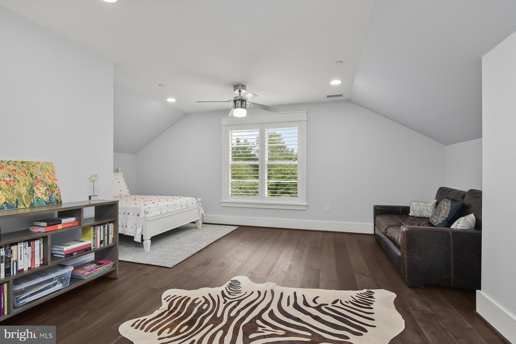 7409 Helmsdale Road Bethesda, MD 20817 - Photo 70 of 85 Upper level Bedroom