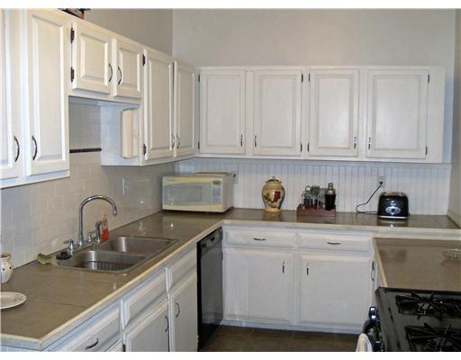 3572 Brighton Road Brighton Heights, PA 15212 - Photo 8 of 13 Kitchen.