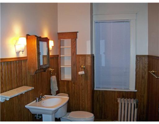 3572 Brighton Road Brighton Heights, PA 15212 - Photo 9 of 13 Full Bath.