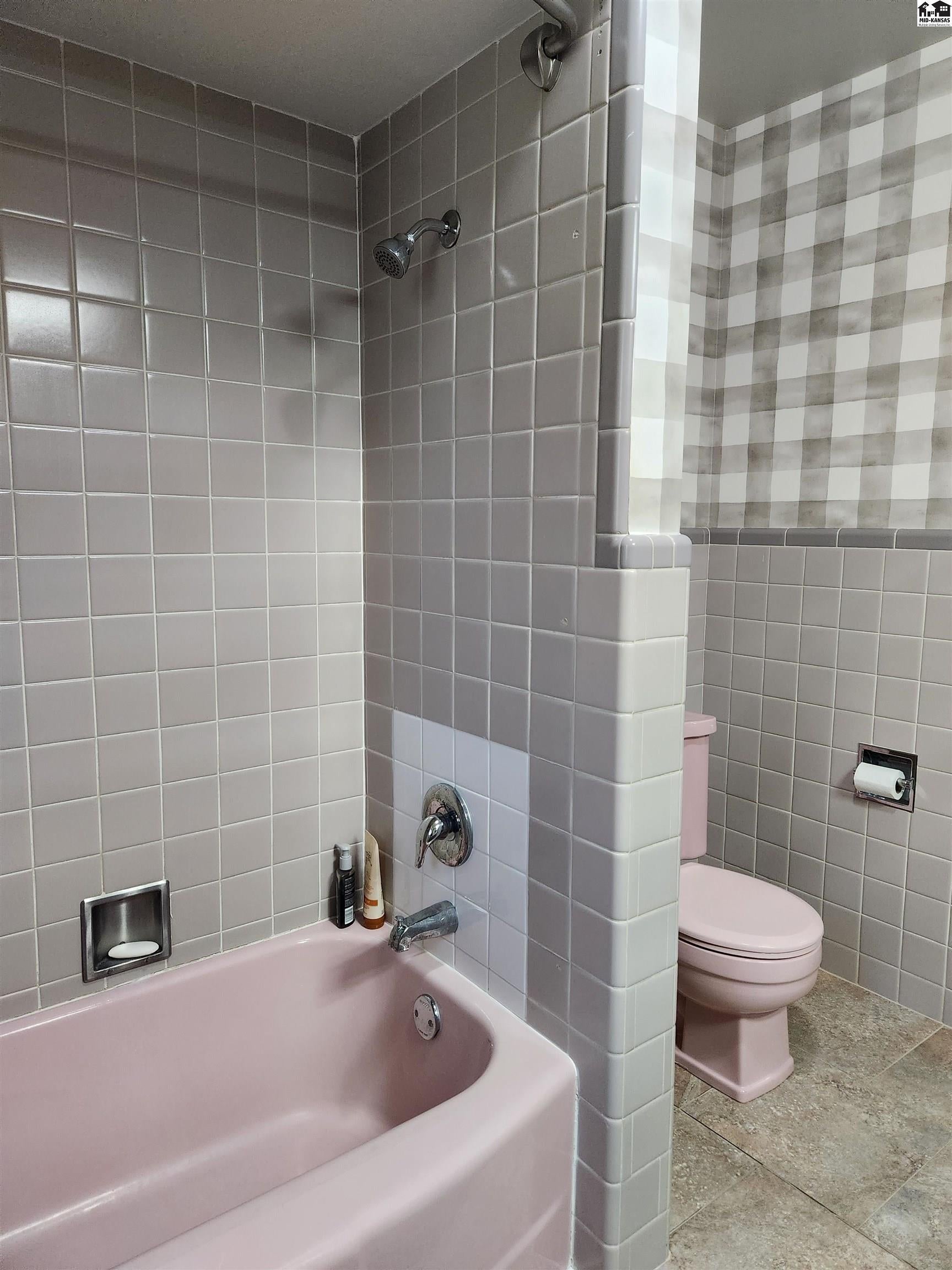 12 Downing Road Hutchinson, KS 67502 - Photo 27 of 41 Gallery Image 27