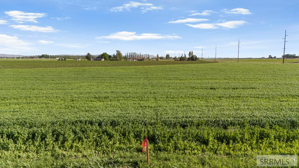 2 North 600 Street Idaho Falls, ID 83402 - Photo 2 of 39