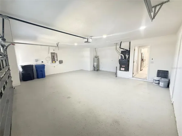 $2,700 | 6817 Cromwell Garden Drive, Apollo Beach, FL 33572