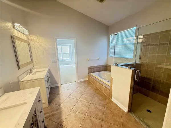 $2,700 | 6817 Cromwell Garden Drive, Apollo Beach, FL 33572