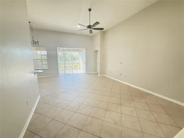 $2,700 | 6817 Cromwell Garden Drive, Apollo Beach, FL 33572