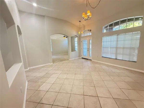 $2,700 | 6817 Cromwell Garden Drive, Apollo Beach, FL 33572