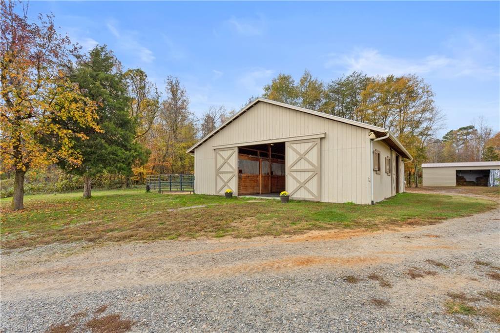 1190 Smothers Road Madison, NC 27025 - Photo 34 of 49