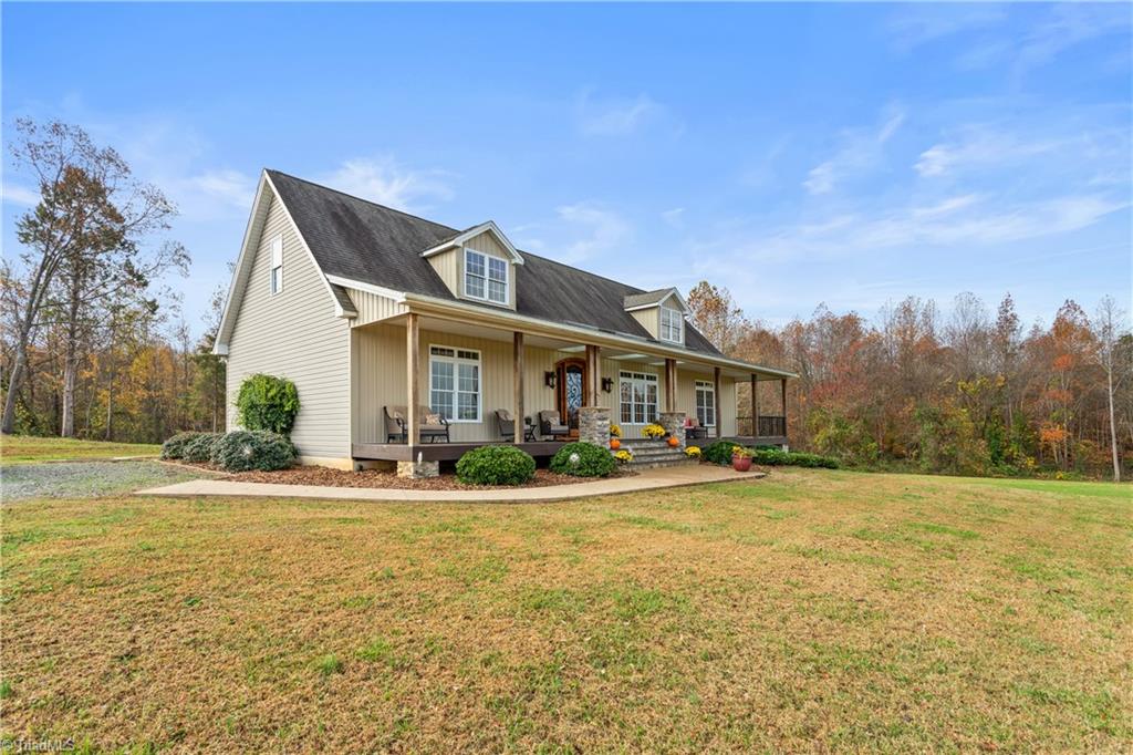 1190 Smothers Road Madison, NC 27025 - Photo 5 of 49