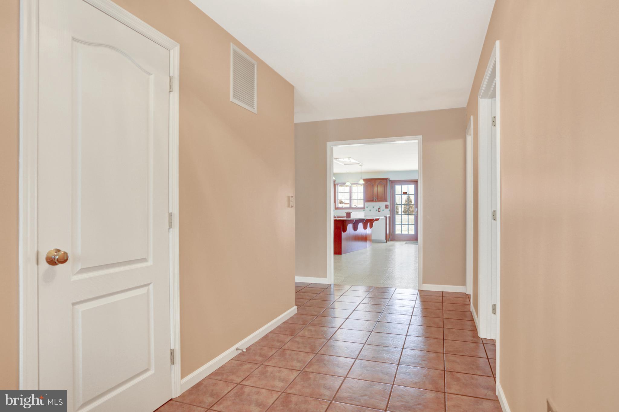 47 Groff Road Annville, PA 17003 - Photo 3 of 35 Gallery Image 3