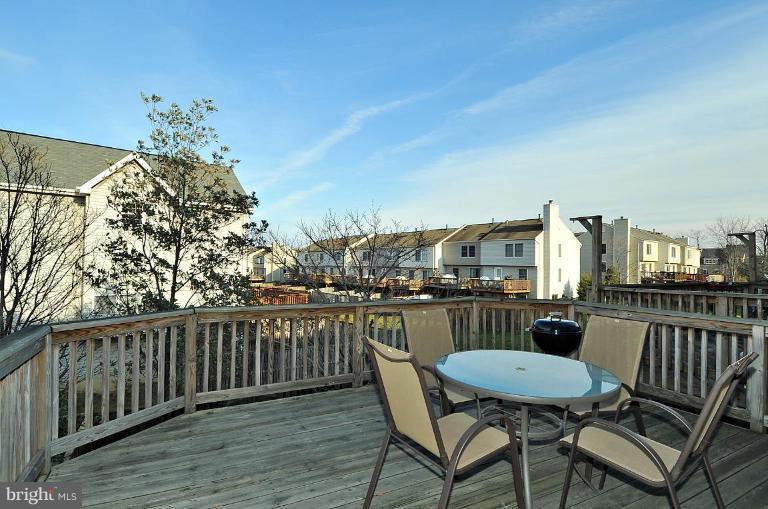 2424 Winding Ridge Road Odenton, MD 21113 - Photo 12 of 24 Deck