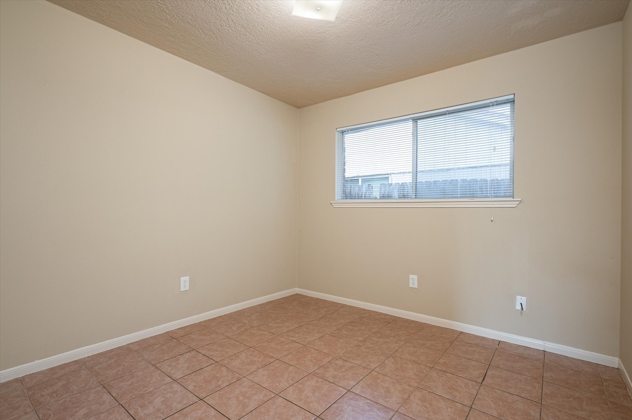 9306 Sanford Road Houston, TX 77031 - Photo 23 of 29