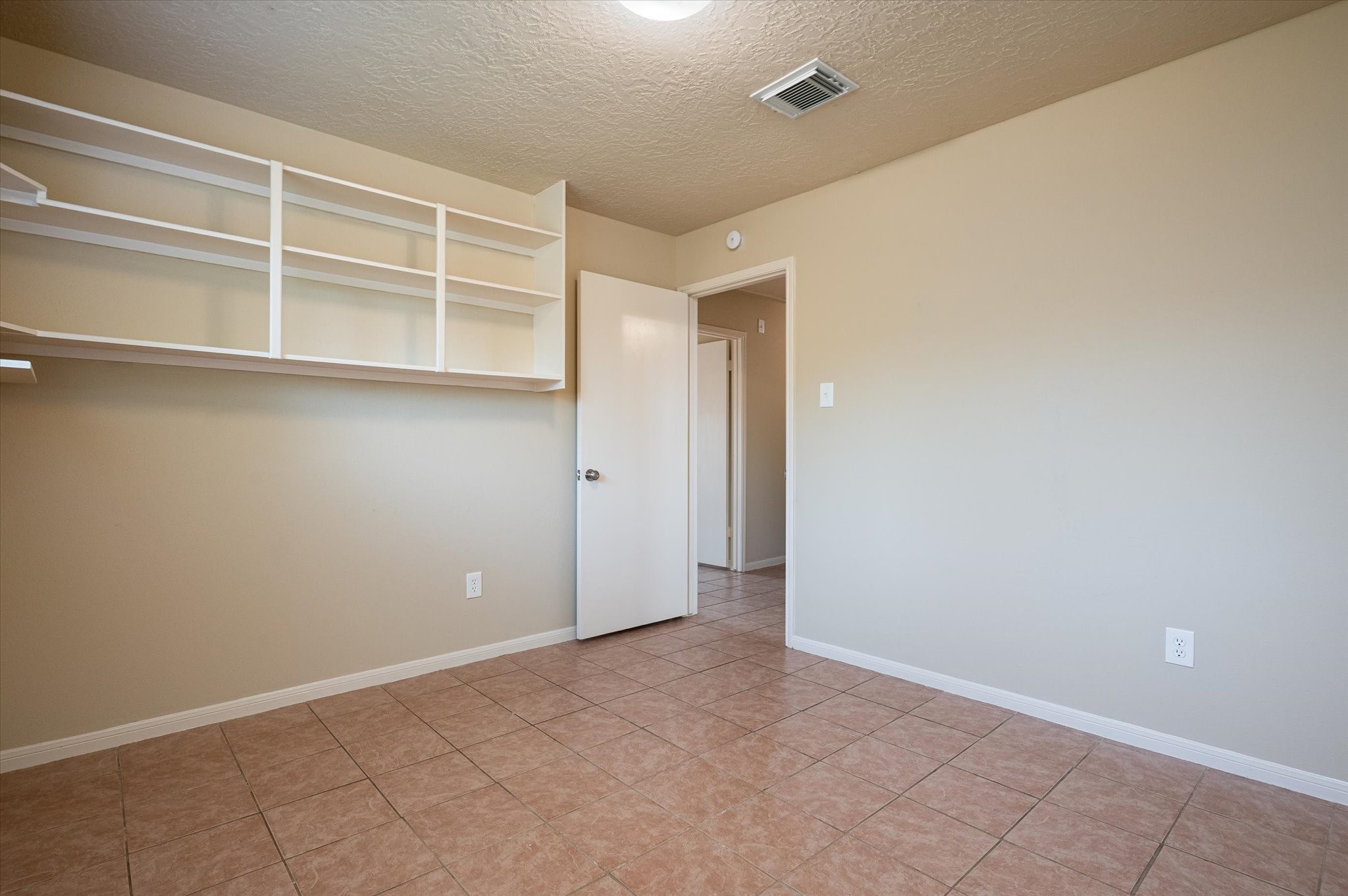 9306 Sanford Road Houston, TX 77031 - Photo 26 of 29 a view of an empty room