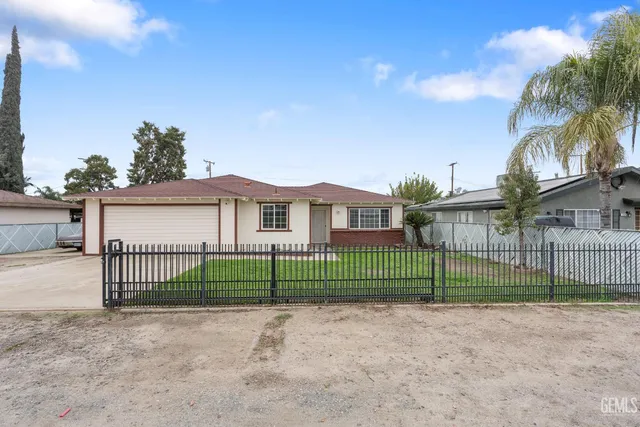 $380,000 | Undisclosed Address, McFarland, CA 93250