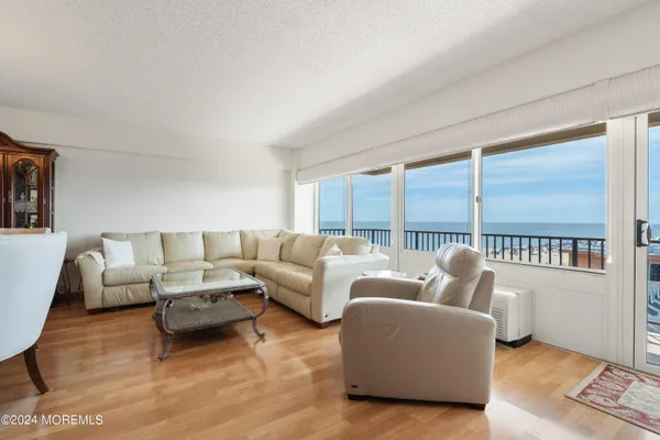 $4,000 | 45 Ocean Avenue North, Unit 6G, Monmouth Beach, NJ 07750