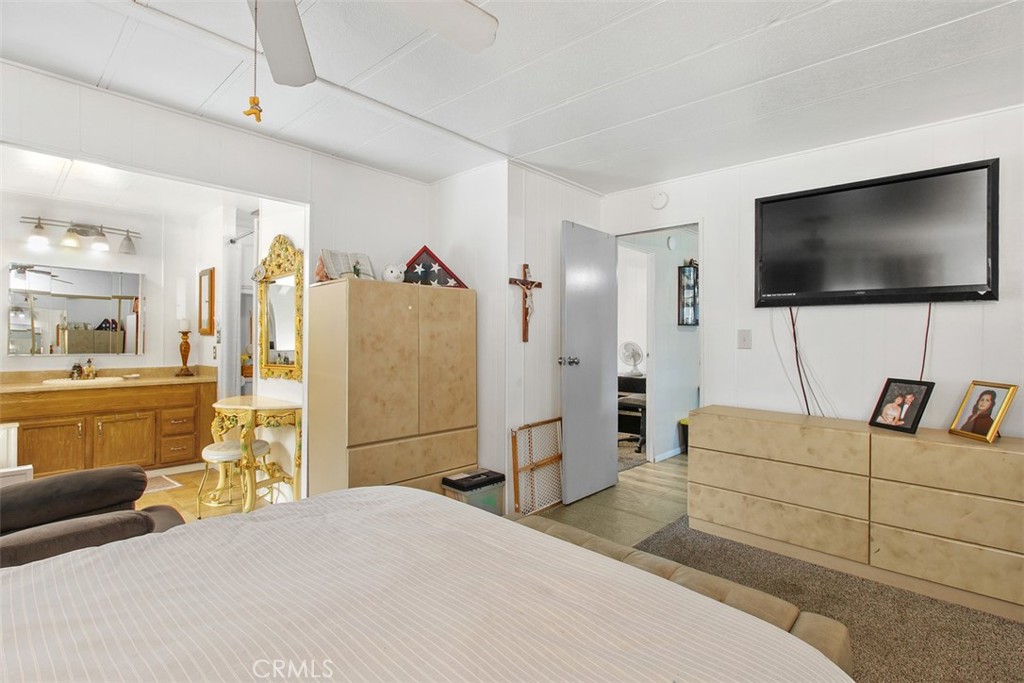 1456 East Philadelphia Street Ontario, CA 91761 - Photo 24 of 26 Main Suite Bedroom 1