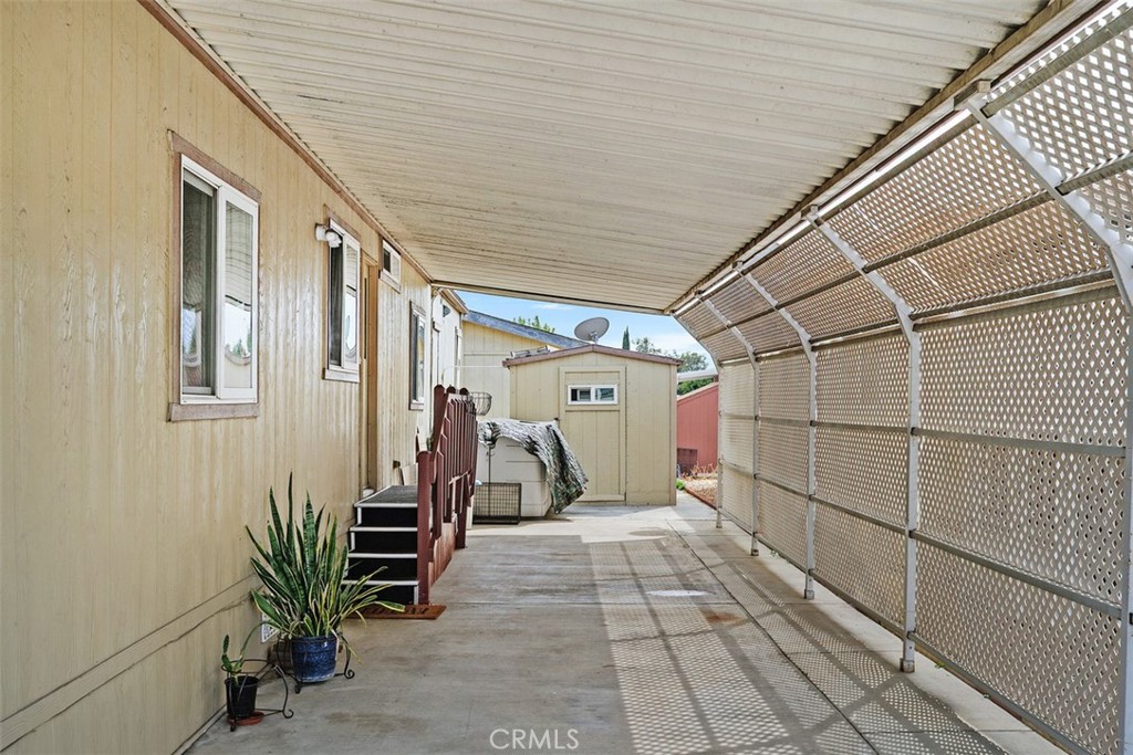 1456 East Philadelphia Street Ontario, CA 91761 - Photo 5 of 26 Driveway 1