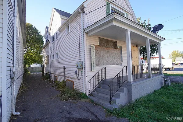 $140,000 | 108 Roebling Avenue, Buffalo, NY 14215