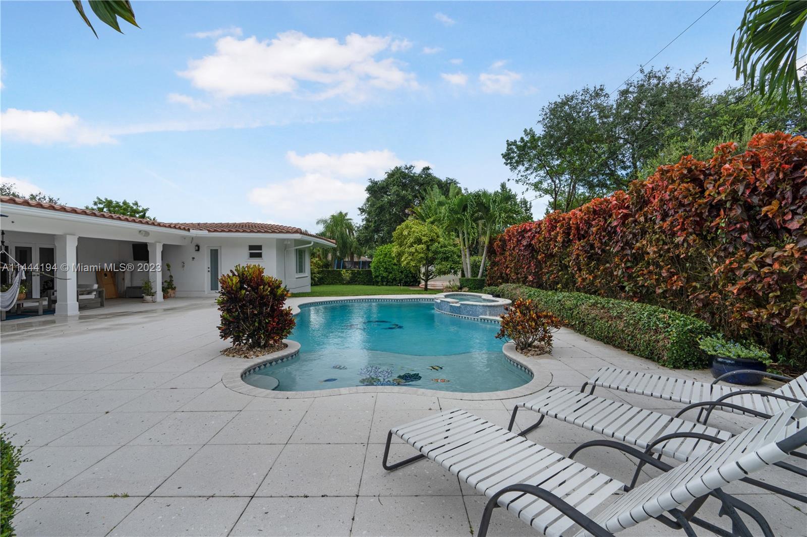 7900 Southwest 129th Terrace Pinecrest, FL 33156 - Photo 44 of 57