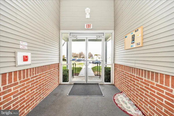 $245,000 | 2137 Wainwright Court, Unit 1B, Frederick, MD 21702