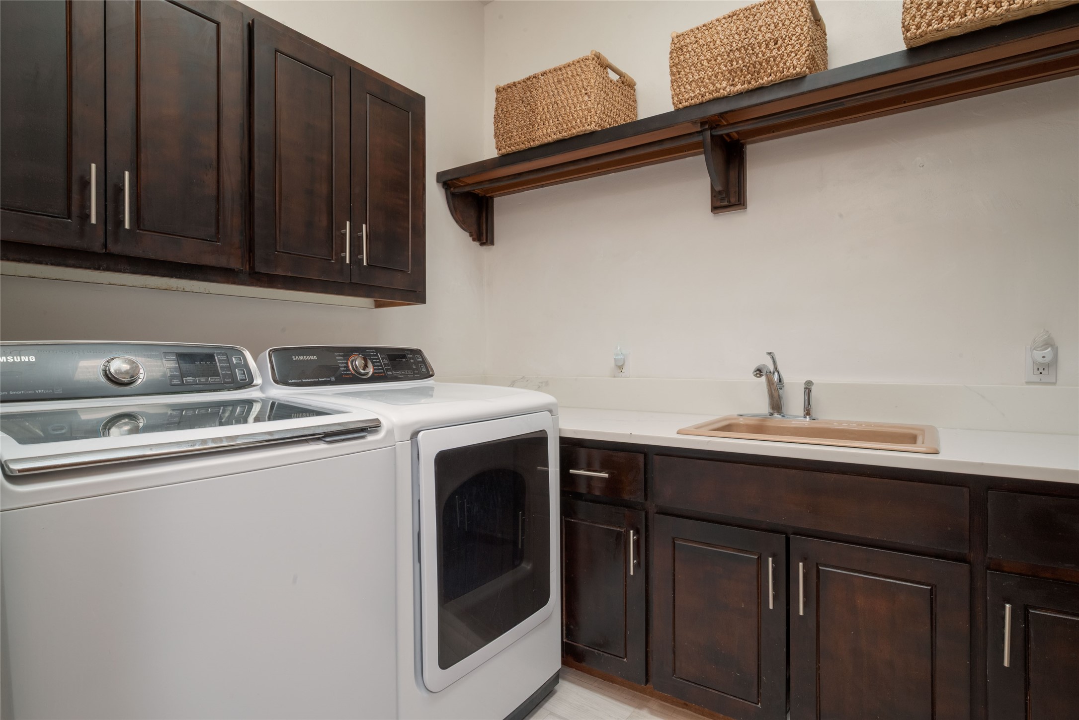 237 Tano Road Santa Fe, NM 87506 - Photo 41 of 71 1 of 2 Laundry Rooms