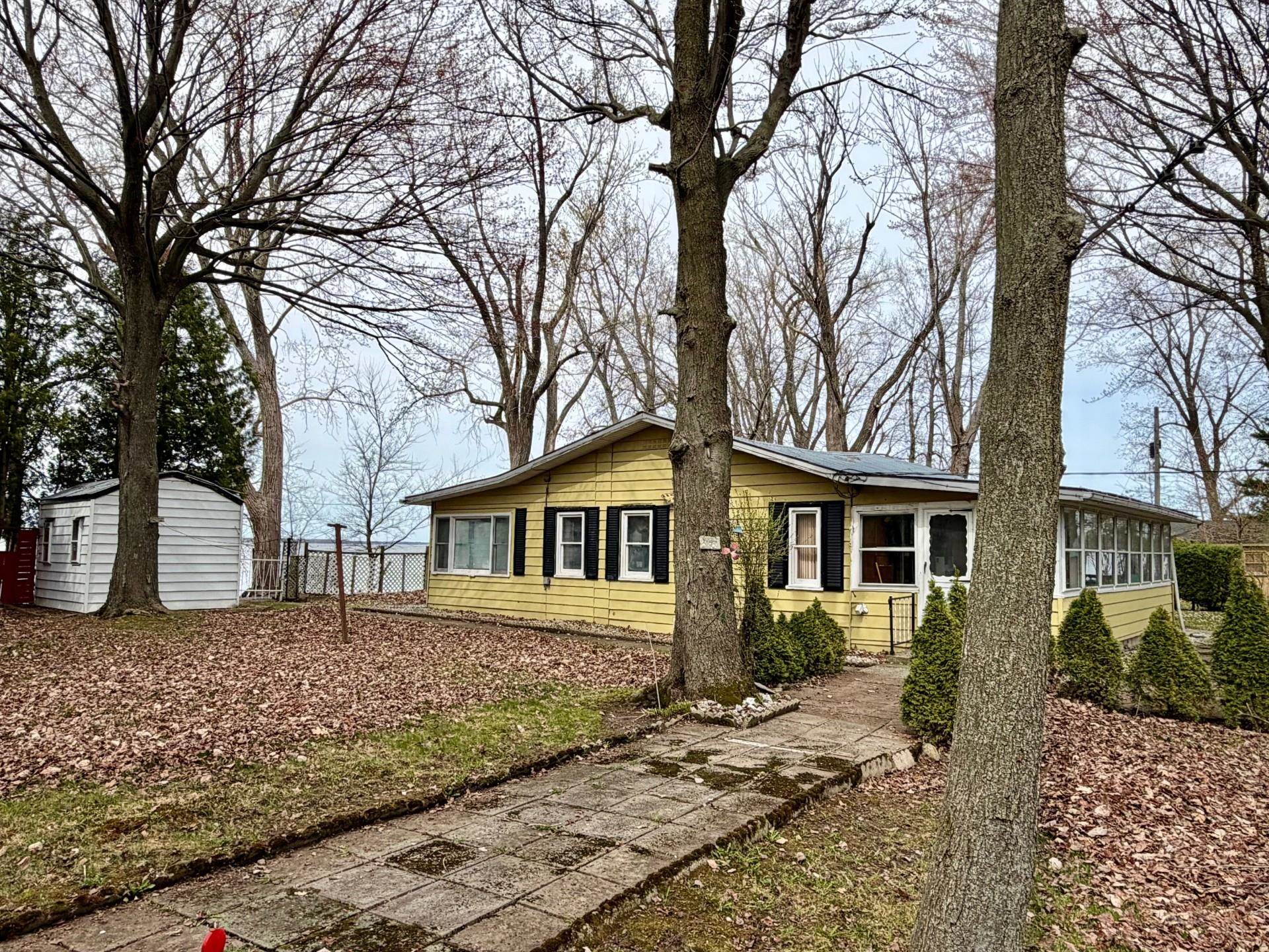 33 Leo Drive Swanton, VT 05488 - Photo 4 of 35