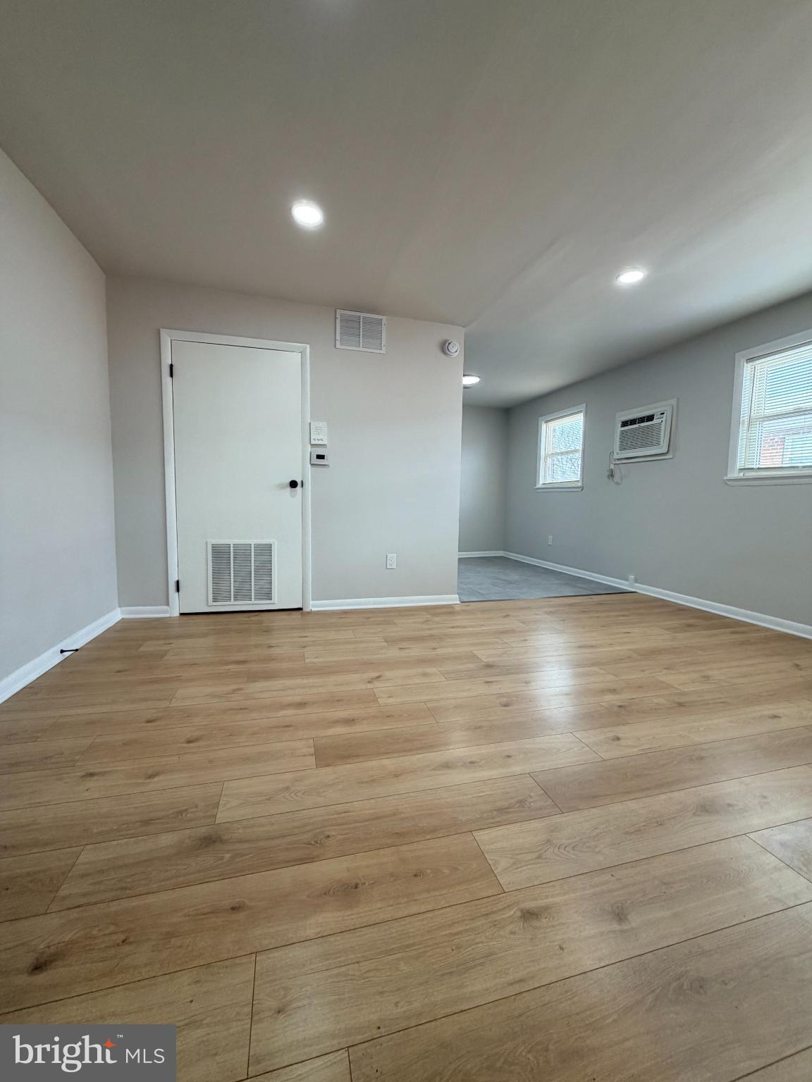 718 Rhawn Street, Unit 45 Philadelphia, PA 19111 - Photo 2 of 6 a view of room