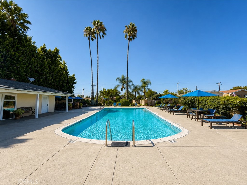 8600 Contreras Street, Unit 54 Paramount, CA 90723 - Photo 10 of 13 Front View of Pool