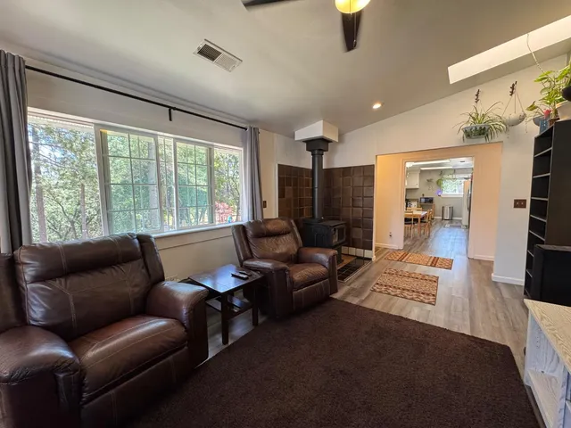 $395,000 | 14764 Tanyard Hill Road, Pine Grove, CA 95665