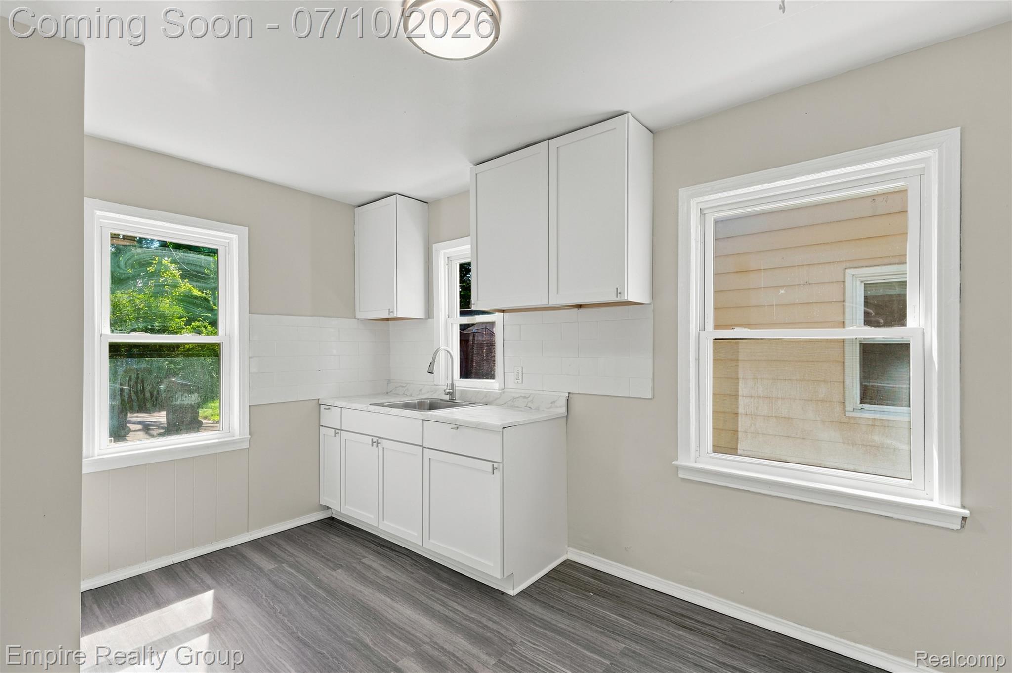 11696 Fielding Street Detroit, MI 48228 - Photo 8 of 21 034.jpg